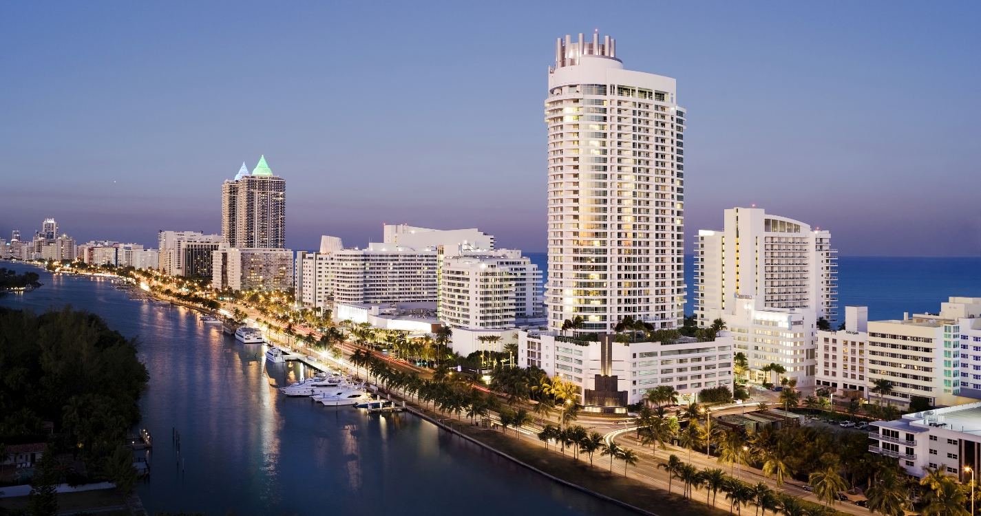 fontainebleau miami beach new year's eve 2024